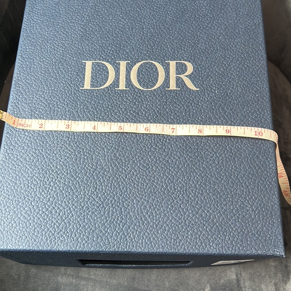 DIOR Empty Textured Gift Box Tissue Ribbon Medium Christian Dior 15.5”x10.5”x3” - Picture 4 of 5